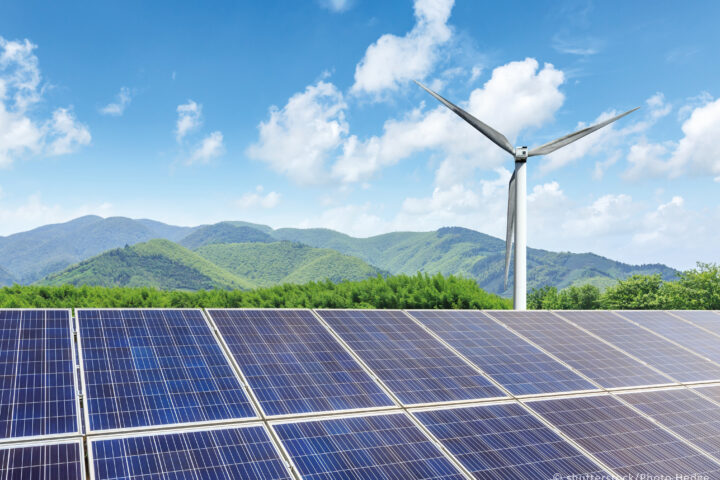 Zwölf Maßnahmen für den Ausbau von Photovoltaik und Windenergie